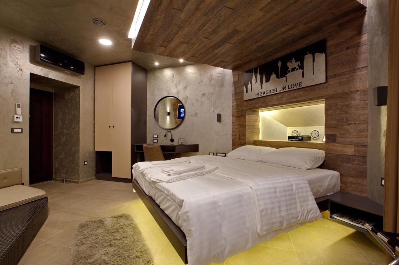 Bedroom More Than A Bed Zagreb Eksteriør billede